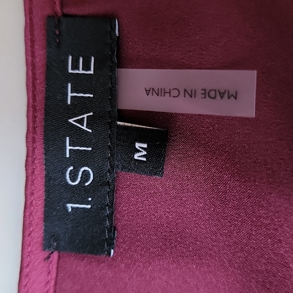 NWT 1.STATE twist front satin blouse in Napa wine size medium - Picture 6 of 14